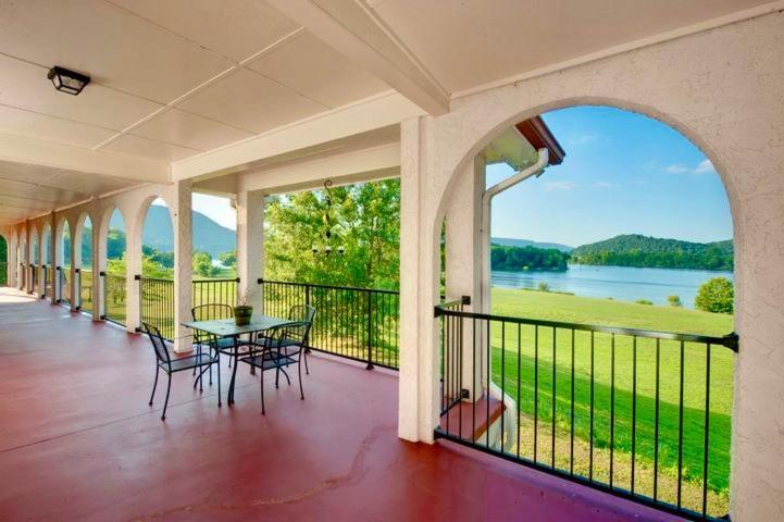 Elder Mountain Room At Tennessee Riverplace تشاتانوغا المظهر الخارجي الصورة